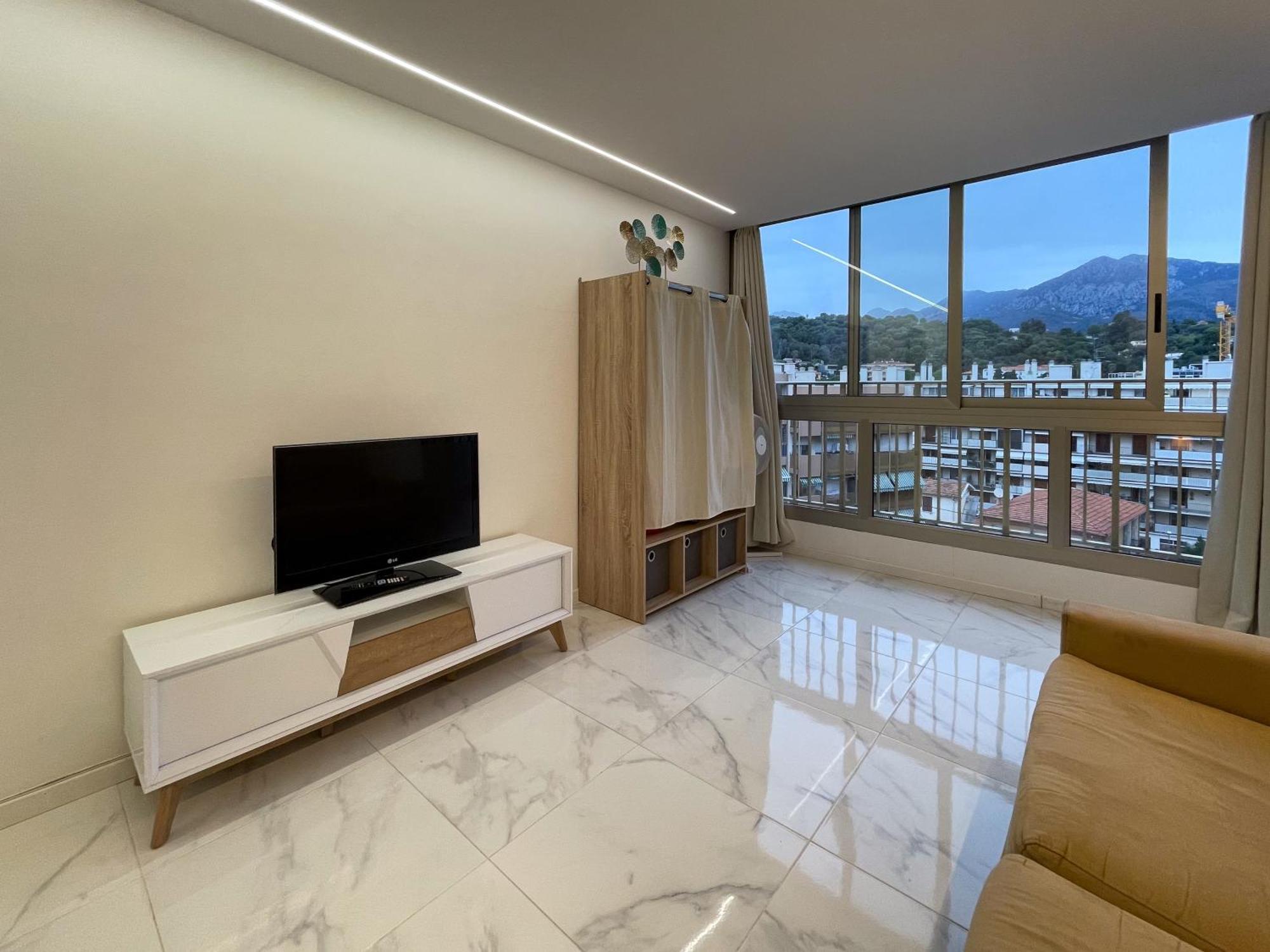 Charmant Studio Avec Vue Montagne Roquebrune-Cap-Martin Exteriör bild