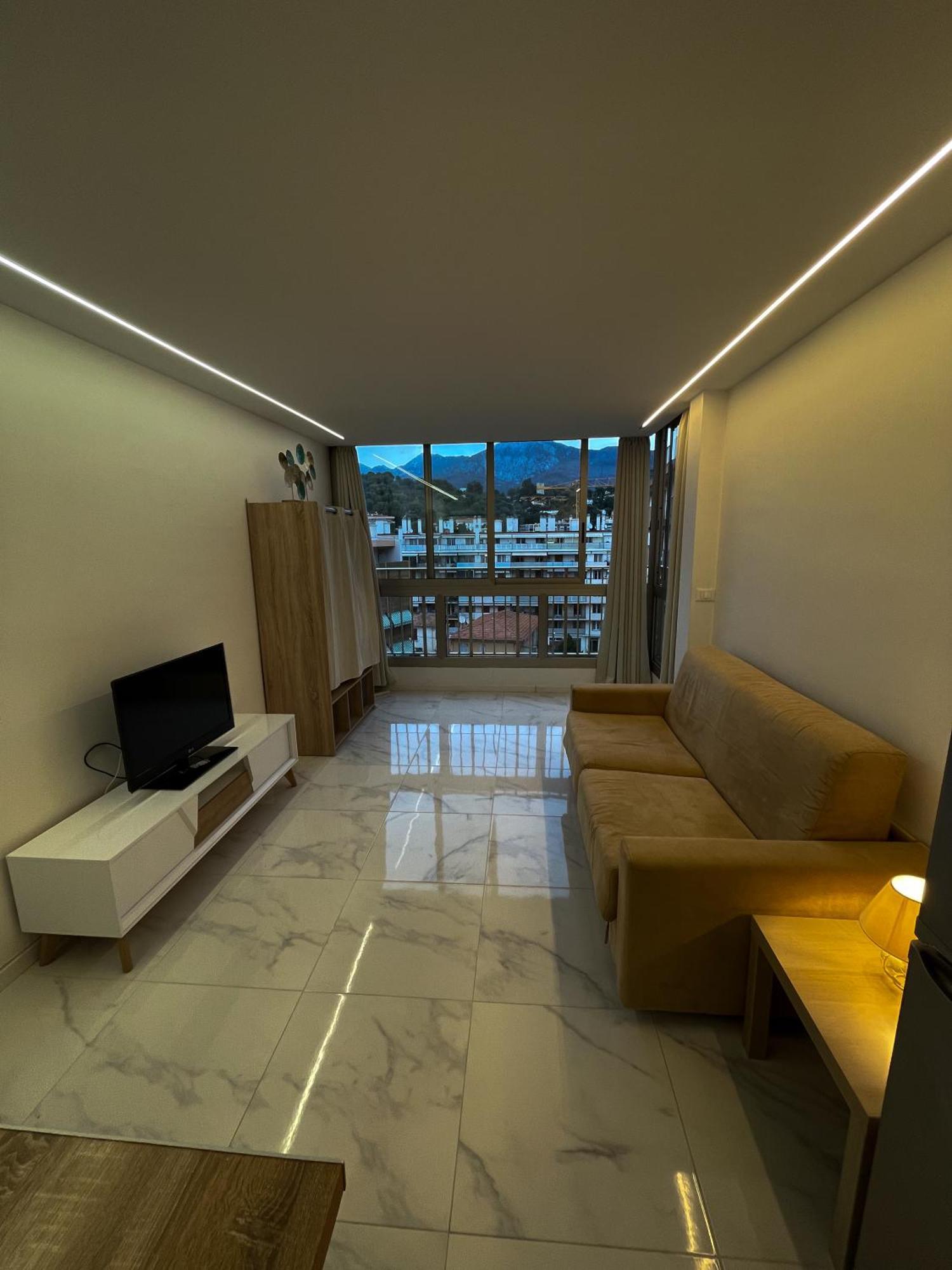 Charmant Studio Avec Vue Montagne Roquebrune-Cap-Martin Exteriör bild